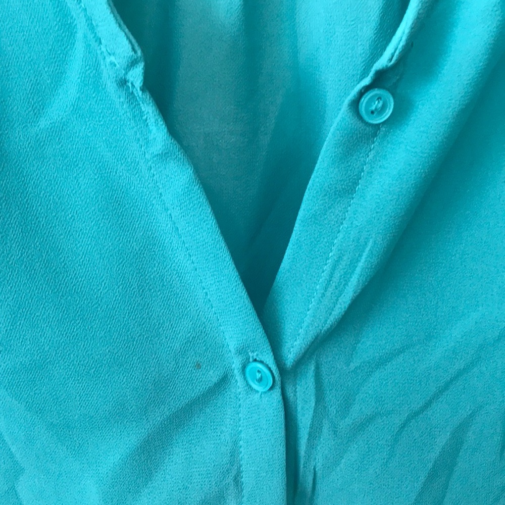 Torquiest blouse - Picture 2 of 3
